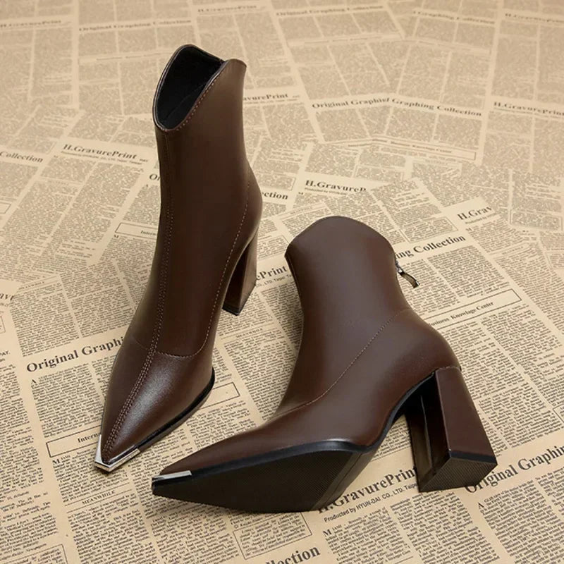 ModeGeist | Elegante Lederstiefeletten Für Alltag Und Anlass