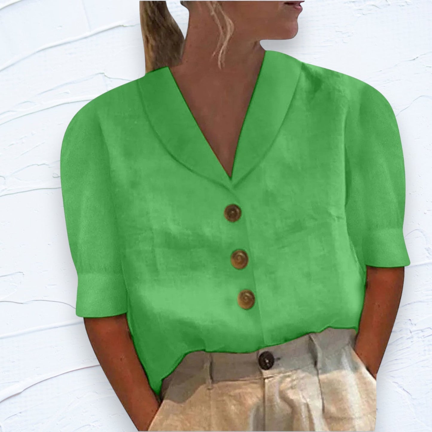 Geknöpfte Retro-Bluse mit Wickel-Front