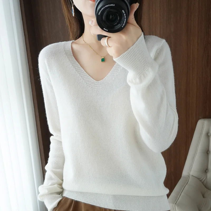 ModeGeist | Pullover - Bequemer V-Ausschnitt Pullover