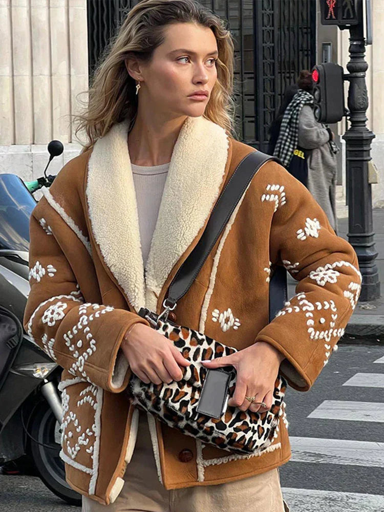 ModeGeist | Warme Jacke mit Revers