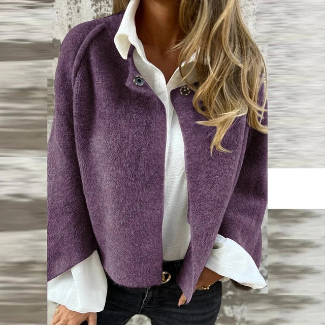ModeGeist | Stilvolle Kurzjacke mit Knöpfen