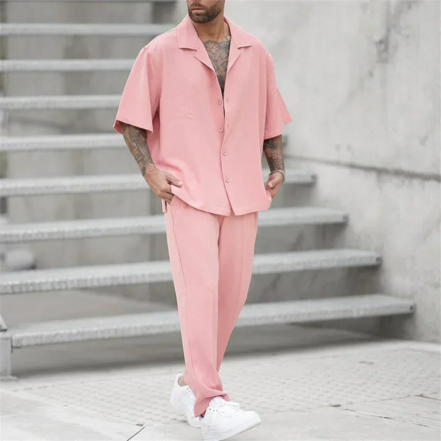 Leichtes und atmungsaktives Herren Sommer Outfit