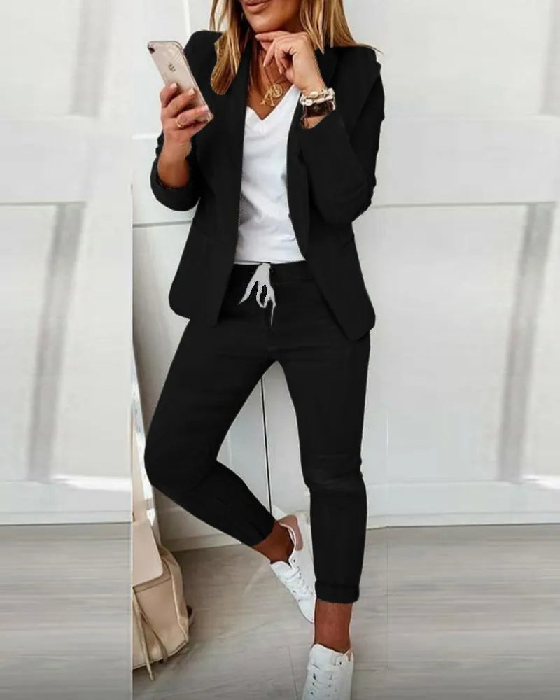Avelena: Edles Damen-Business-Outfit mit Blazer und Hose