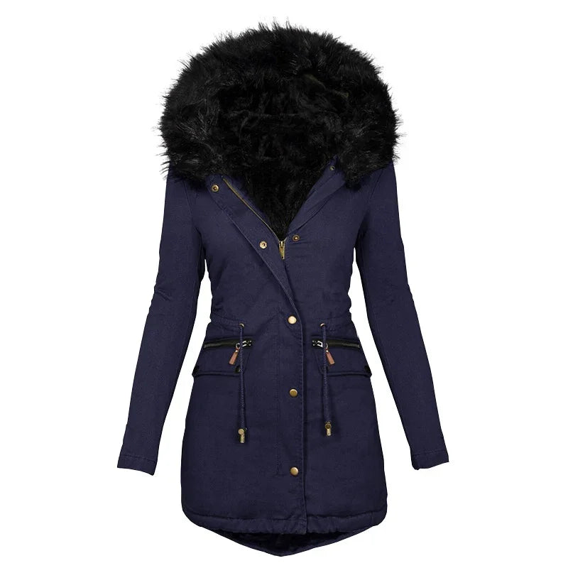 ModeGeist | Flauschige Kapuzenwinterjacke mit Fellkragen