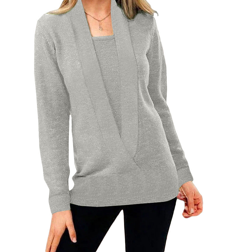 ModeGeist | Eleganter Strickpullover mit tiefem Ausschnitt