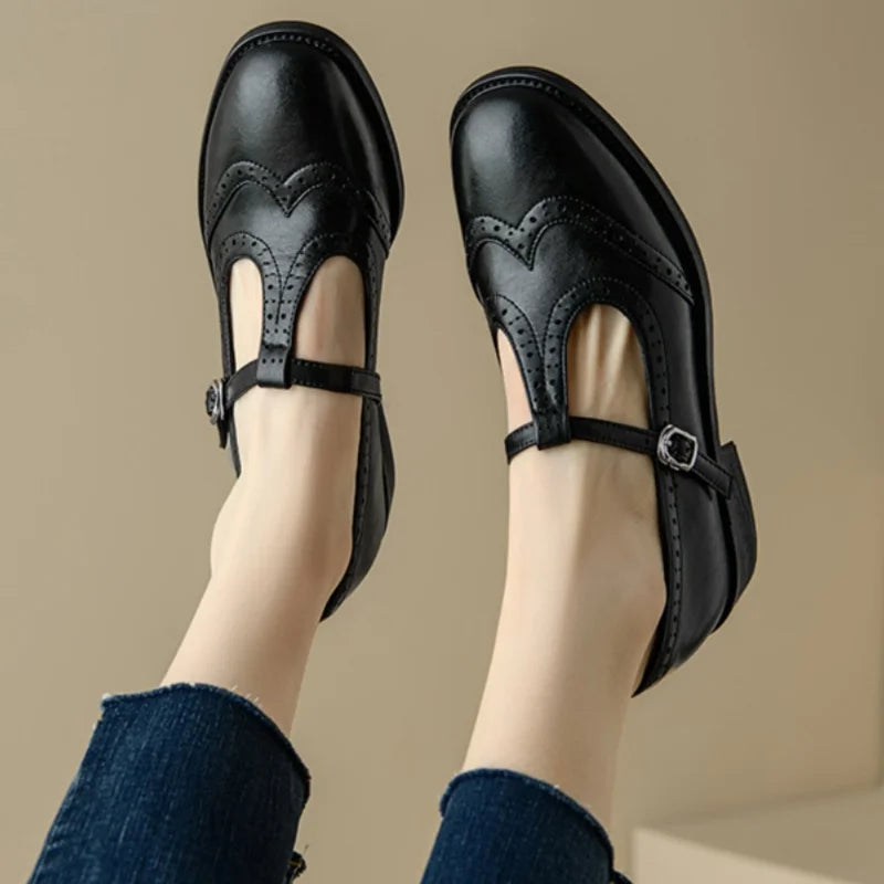 MODEGEIST Damen Mary-Jane-Schuhe T-Riemen niedriger Blockabsatz Schnallenverschluss