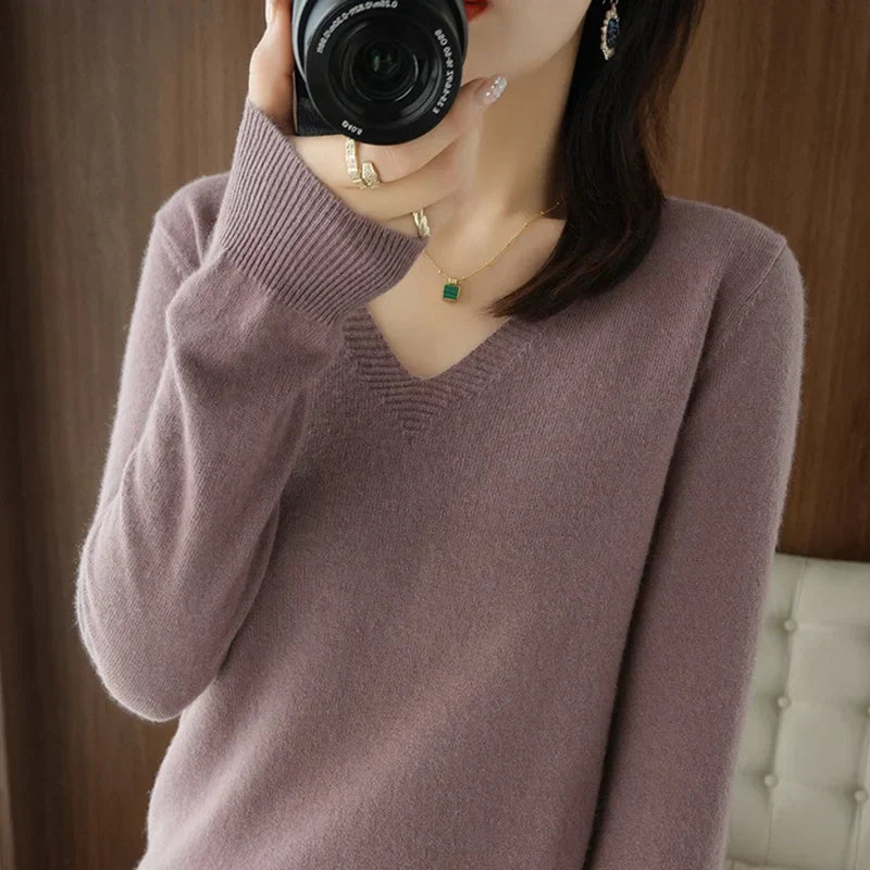ModeGeist | Pullover - Bequemer V-Ausschnitt Pullover