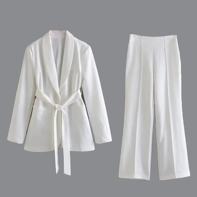 Damen Blazer Set von Avelena: Jacke und Hose im eleganten Stil