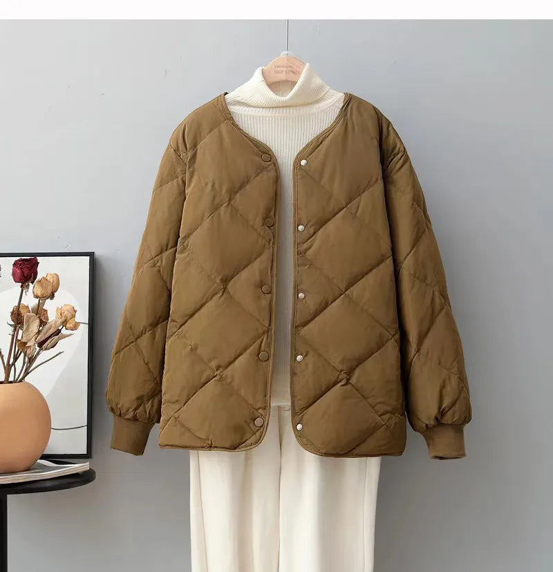 ModeGeist | Diamant-Karo Lockere Schlanke Daunenjacke