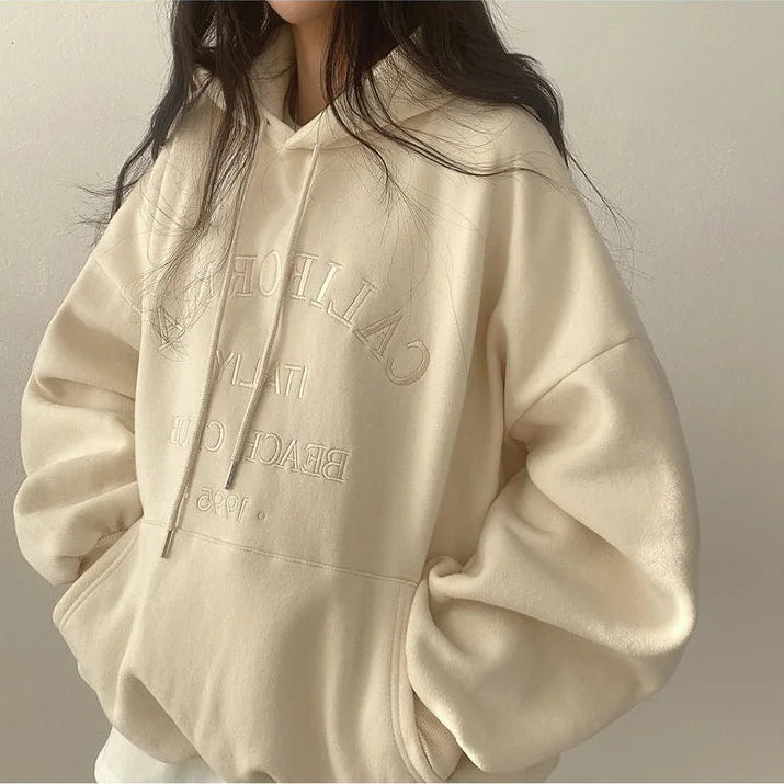 ModeGeist | Oversized Damen Hoodie Mit Stickerei