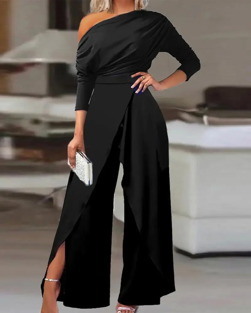 Modern, simple, elegant wide-leg jumpsuit by Wendy