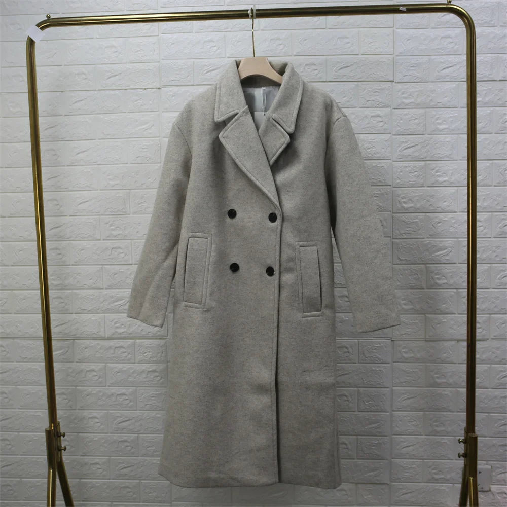 Schicker, langer Damen-Wintermantel von Wileen