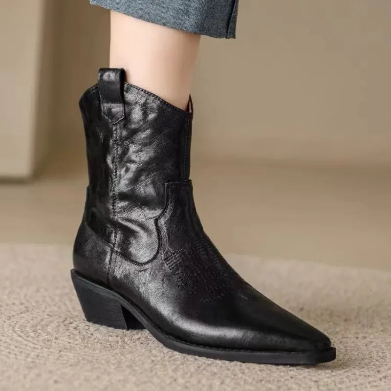 ModeGeist | Stil Spitz Zulaufende Stiefeletten für Frauen