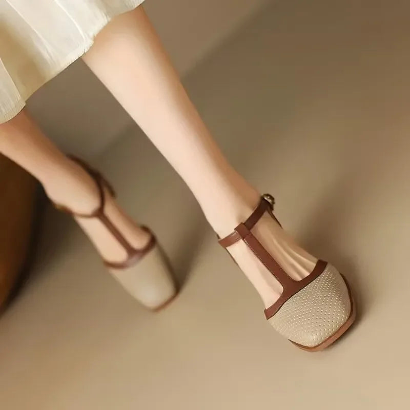 MODEGEIST Damen T-Spangen Schuhe Block Absatz Quadratisch