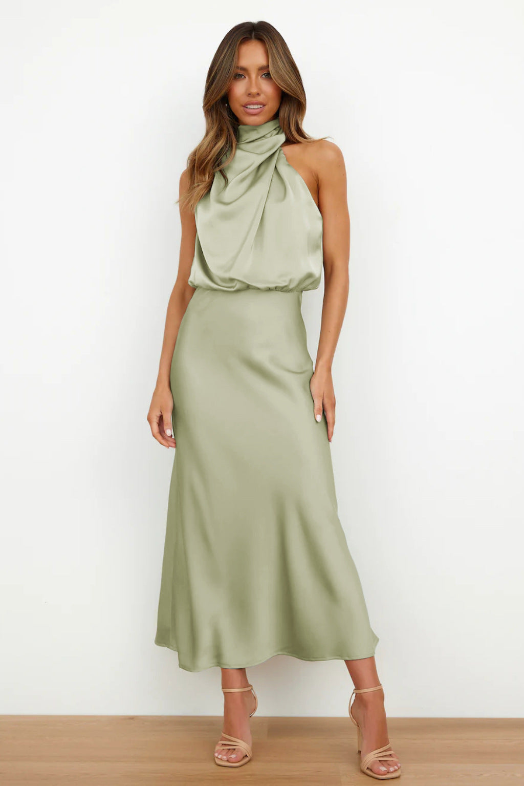 MODEGEIST Damen Abendkleid Neckholder bodenlang Satin schwarz