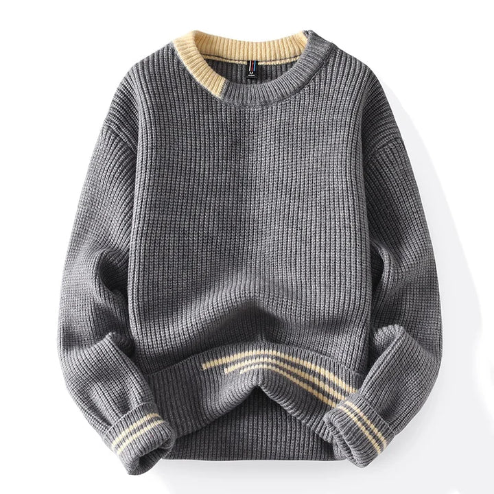 THILO Großer Strickpullover mit Rundhalsausschnitt