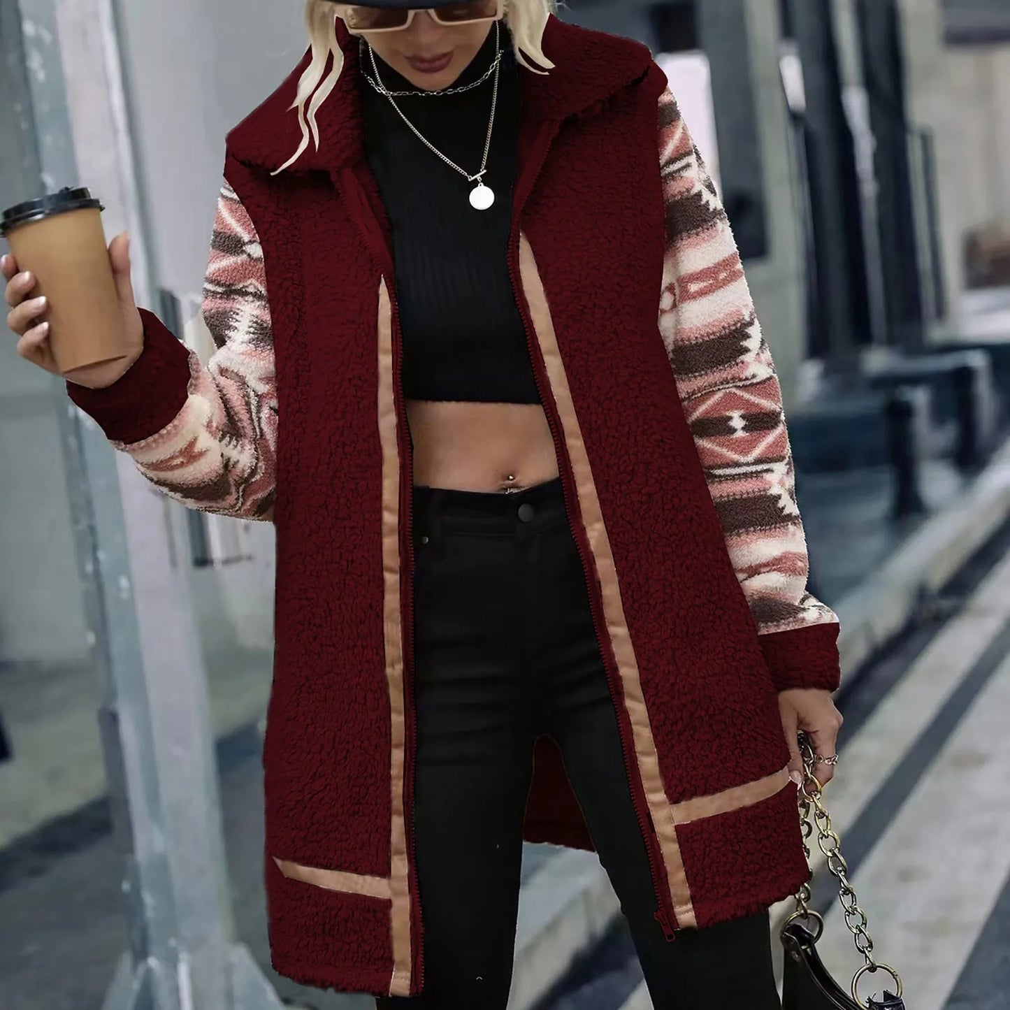 ModeGeist | Trendy Kapuzenjacke für Damen