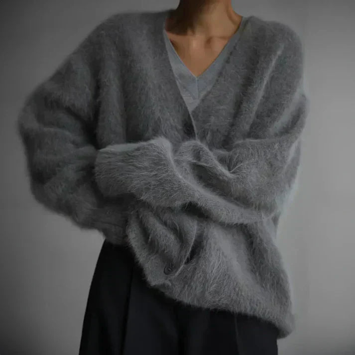 ModeGeist | Fluffy Cardigan mit Knöpfen Weich und Warm Lässige Eleganz