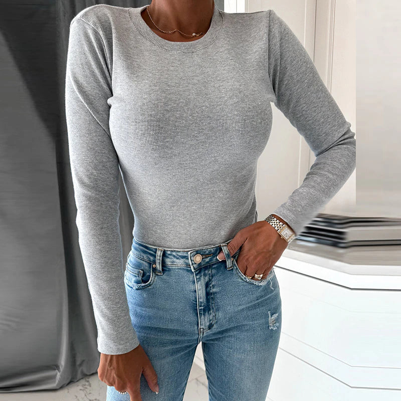 Amelia: Verführerischer Pullover mit langen Ärmeln