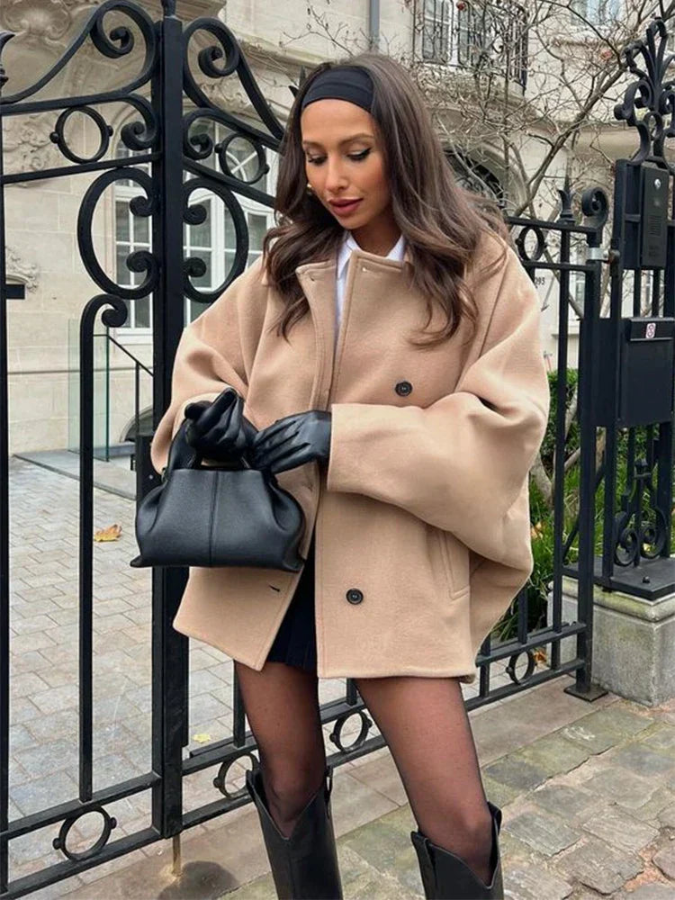 ModeGeist | Eleganter Wollmantel mit Langen Ärmeln