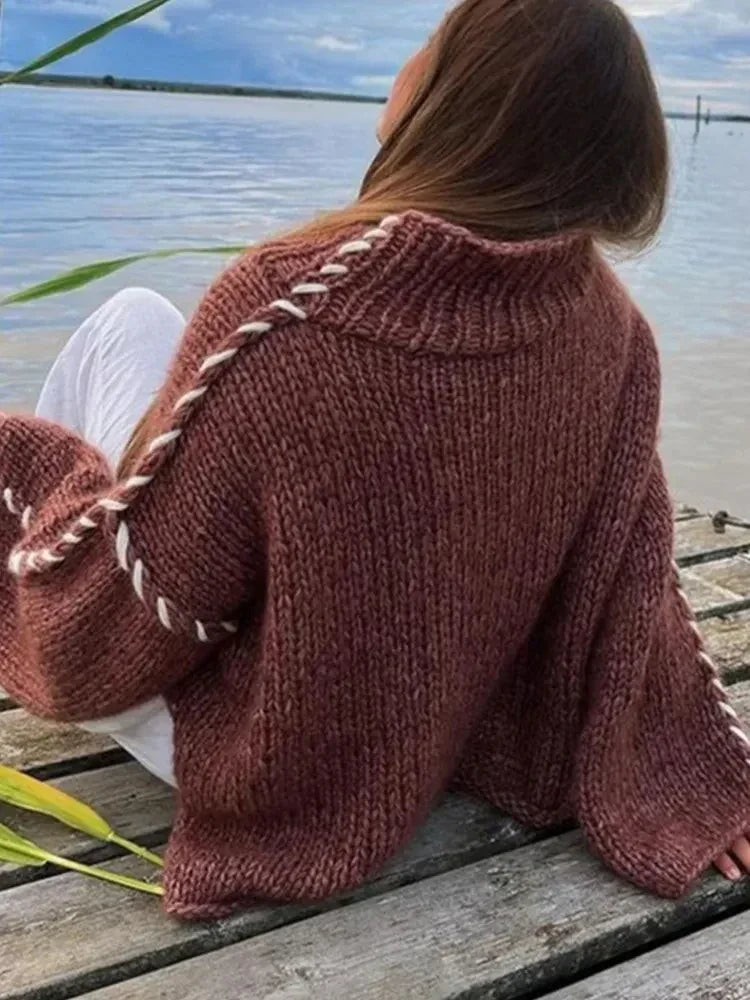 Großer gestrickter Aquila Pullover