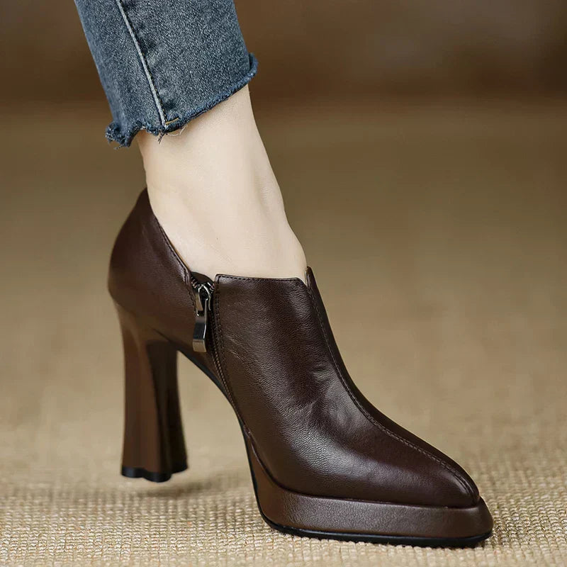 MODEGEIST Damen High-Heel-Pumps Platform-Blockabsatz Schwarz Reißverschluss