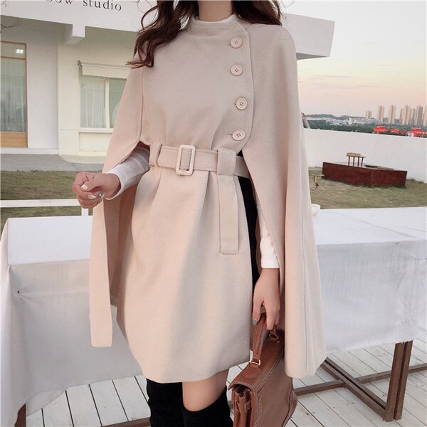 ModeGeist | Damenjacke mit Cape