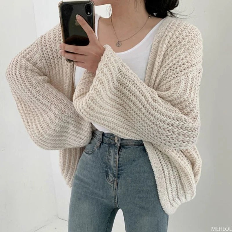 ModeGeist | Übergröße Strickjacke aus grobem Strick