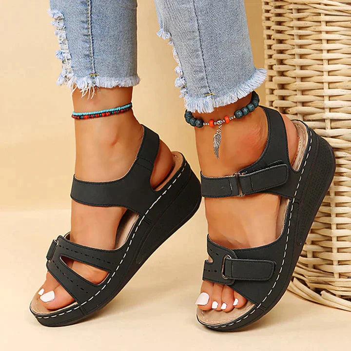 ModeGeist | Bequeme Orthopädische Sandalen mit Keilabsatz