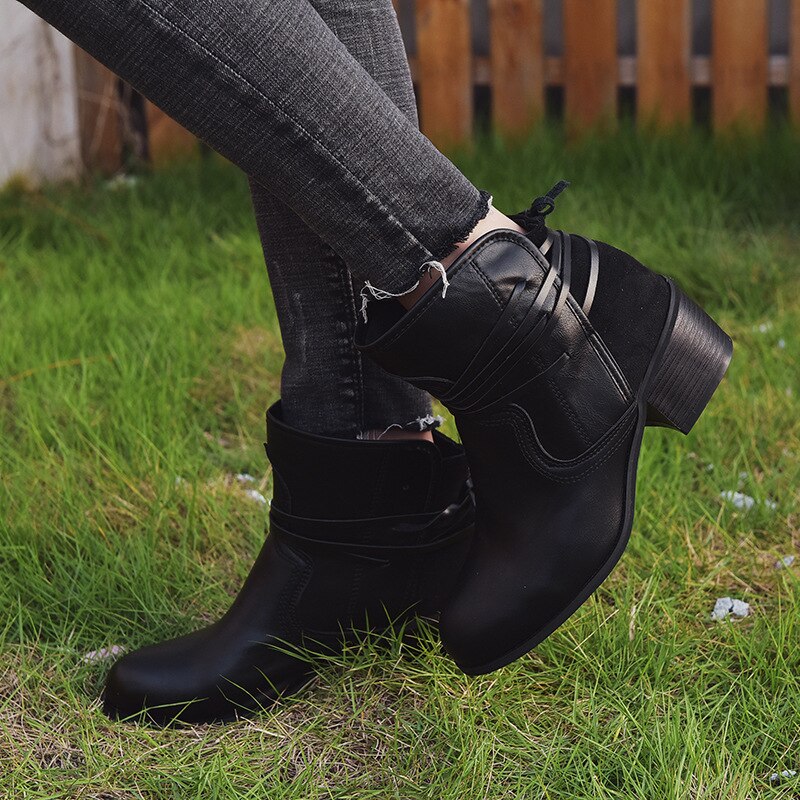 ModeGeist | Damenstiefel Weinlese Schnürstiefel