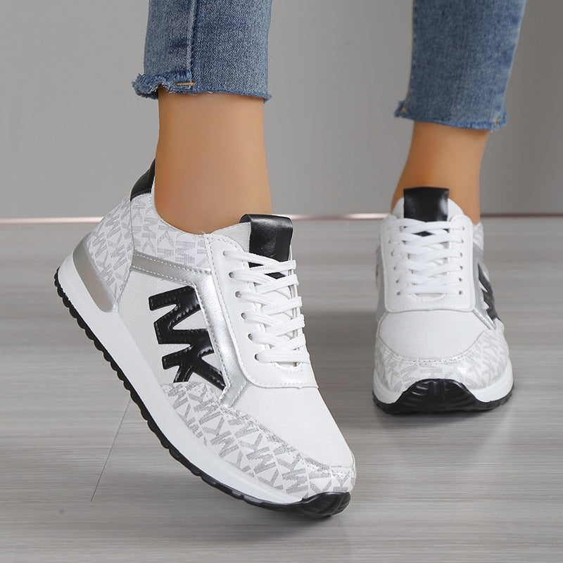 JANINA Sportschuhe mit Metallic-Akzenten