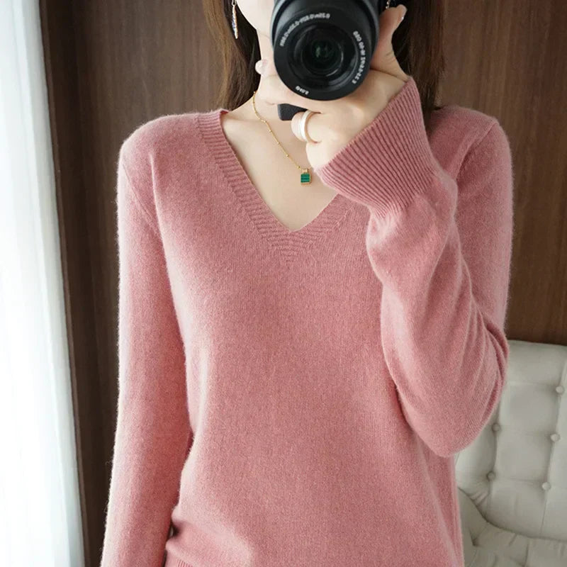 ModeGeist | Pullover - Bequemer V-Ausschnitt Pullover