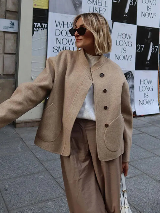 ModeGeist | Stehkragen Knopfverschluss Mantel Fronttaschen Kurze Jacke