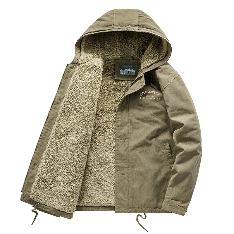 ModeGeist | Warme Winterjacke mit Kapuze Baumwolle Komfort und Robustheit