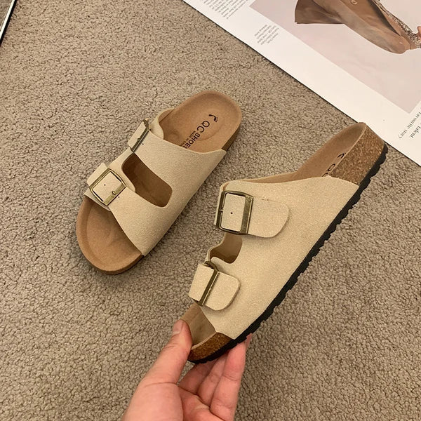 MODEGEIST Damen Slip-On Pantoletten Gepolstert Schnallen-Detail