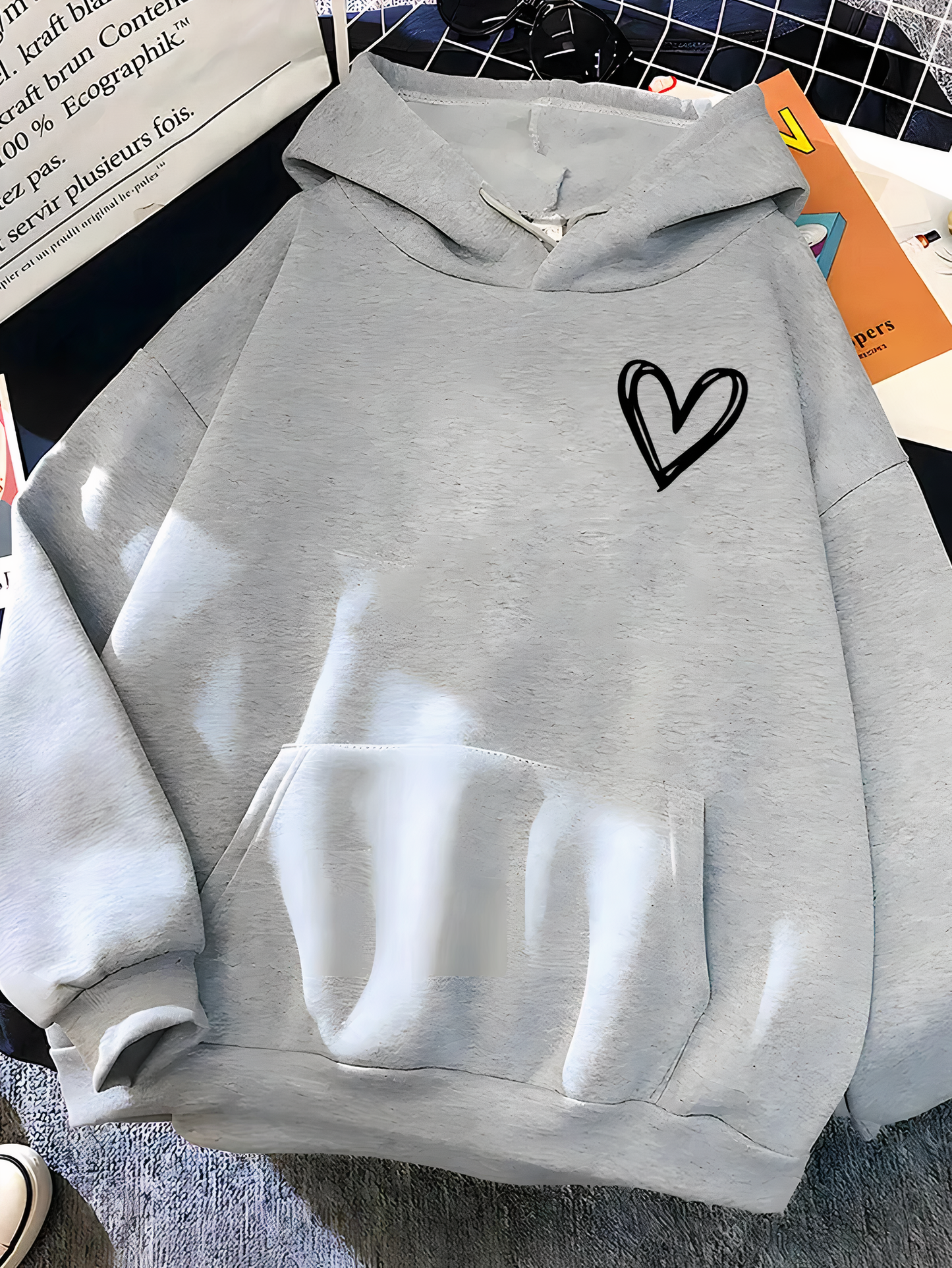 Damen Kapuzenpullover mit Herz-Print - Saylor