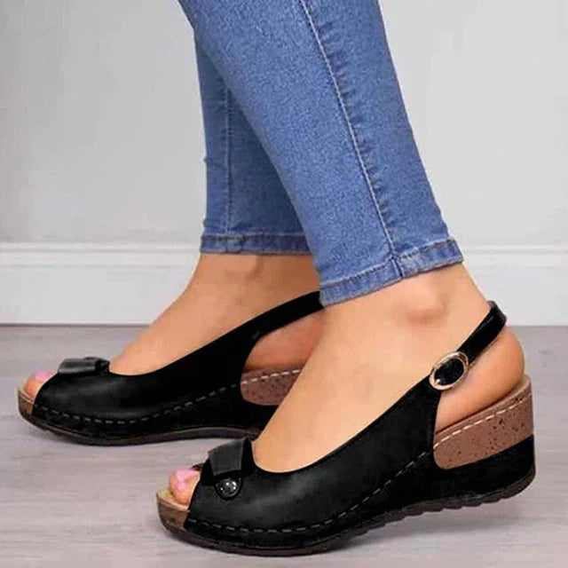 CAROLINA: Orthopädische Sandalen mit weichen, gepolsterten Absätzen