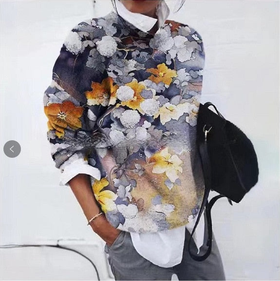 Moderner Damenpullover mit Aufdruck