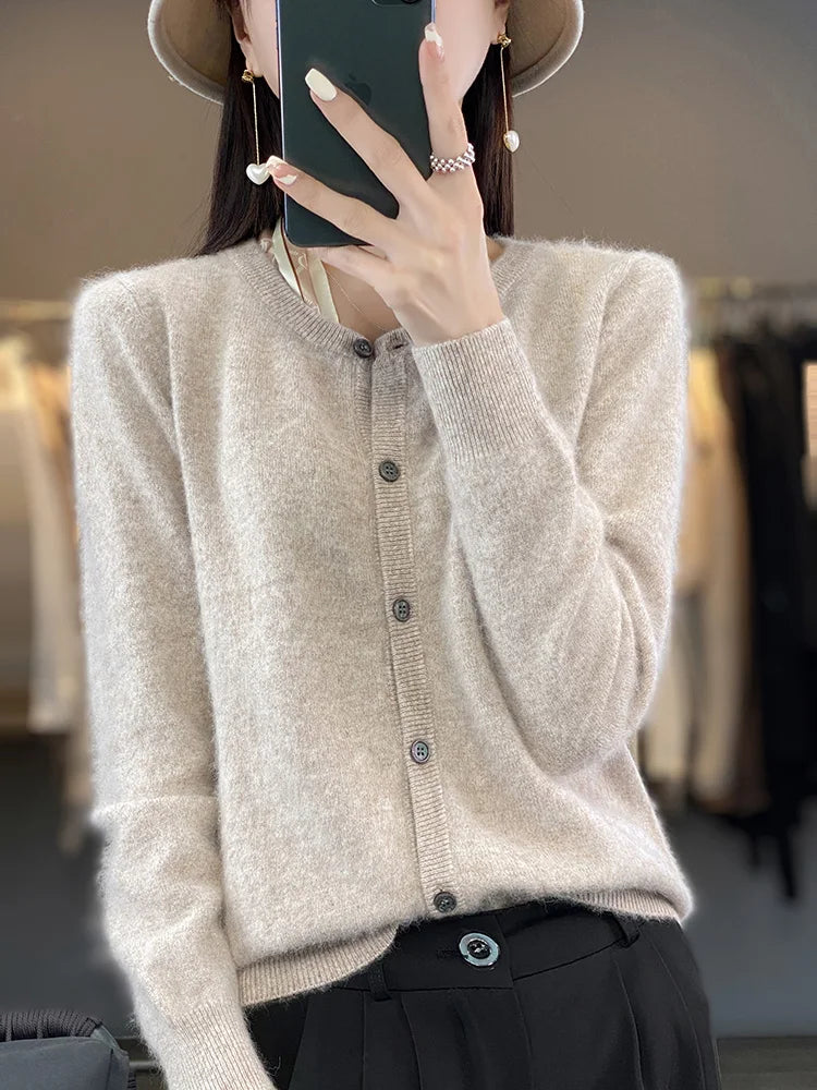 Damen-Mohairstrickjacke mit Knöpfen