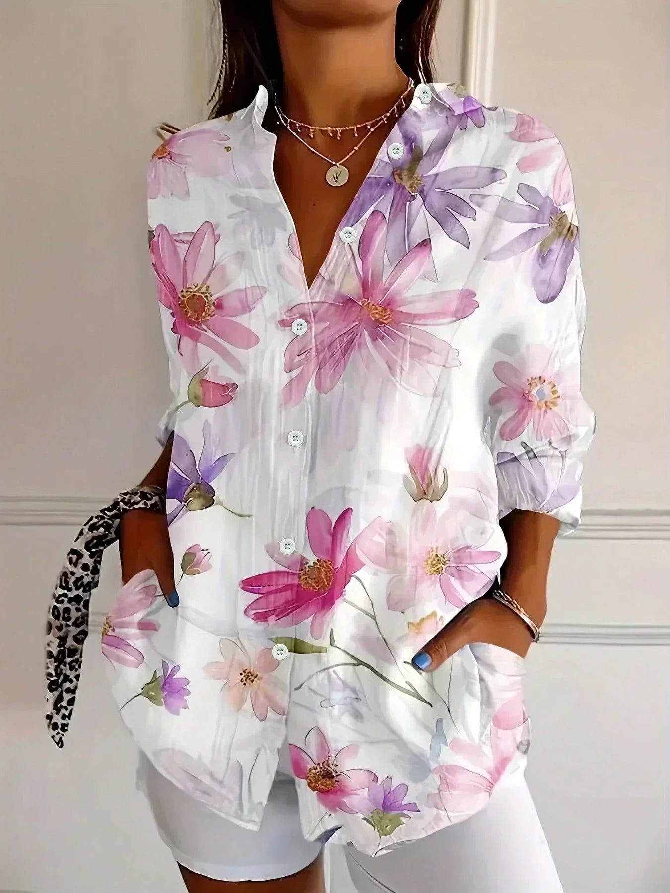 MODEGEIST Damen Bluse Verspieltes Muster Leichter Stoff Bunt