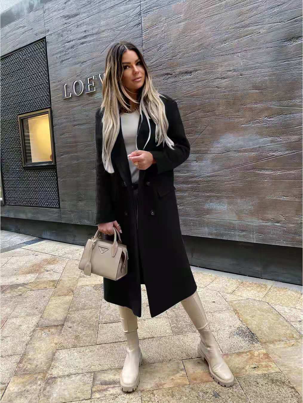 ModeGeist | Wollmantel mit Knöpfen für Den Winter
