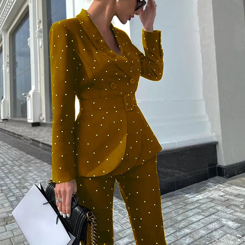 Bernice Kostüm aus Mantel und Hose