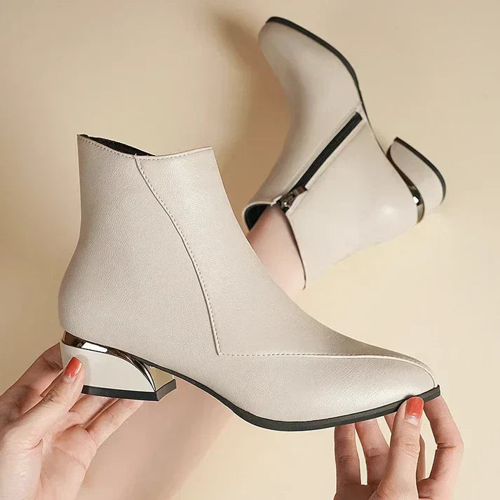 ModeGeist | Stiefeletten mit Reißverschluss Trendiger Blockabsatz