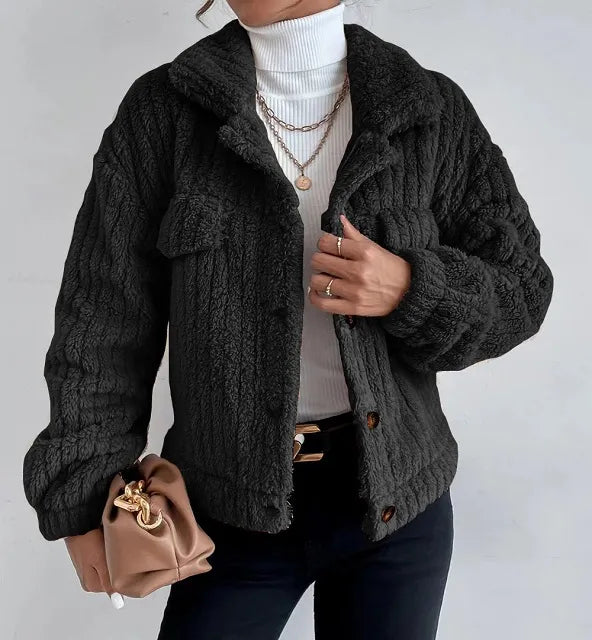 Lunethra Freizeitjacke aus Kunstpelz