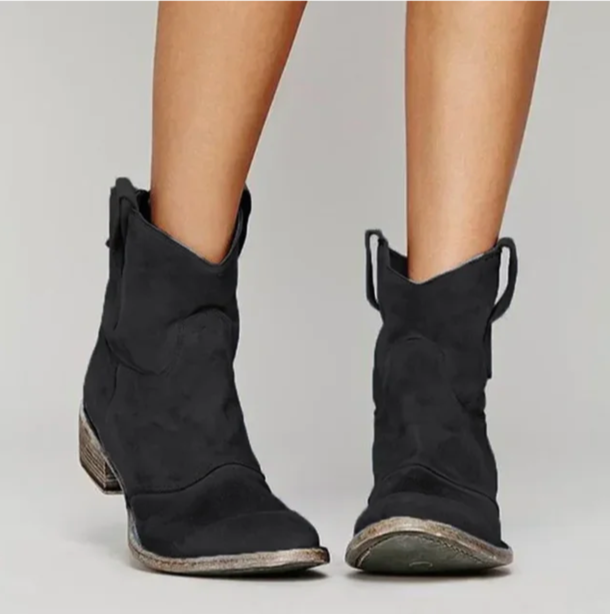ModeGeist | Western Inspirierte Wildlederstiefeletten