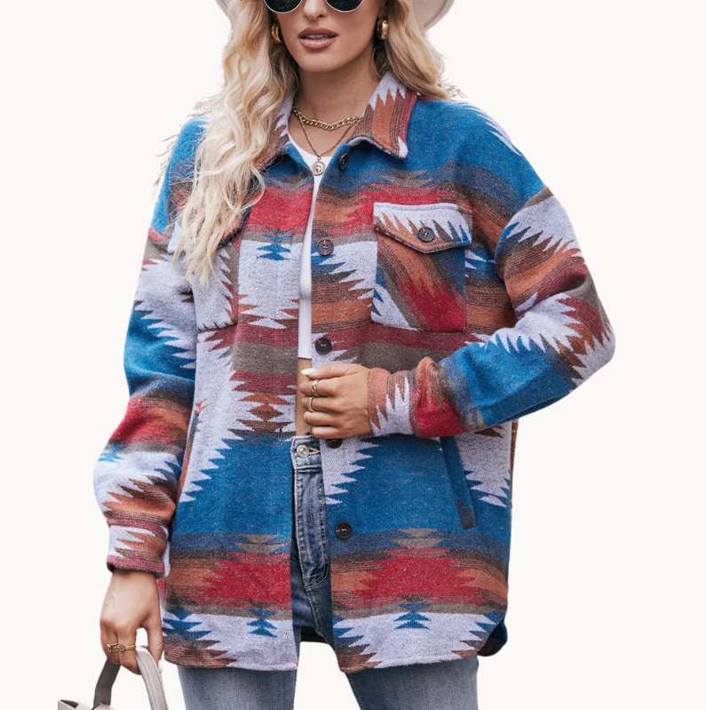 ModeGeist | Luxuriöse Damenjacke Im Zeitlosen Stil