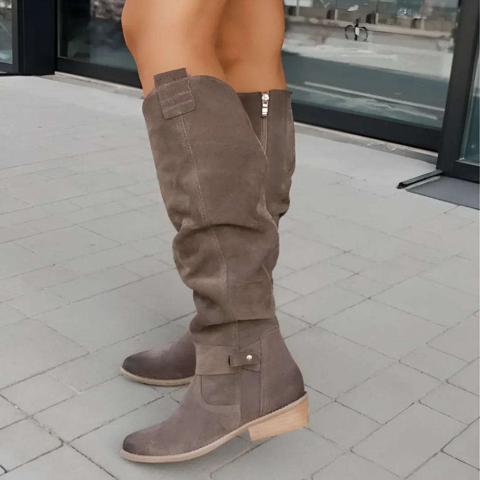 ModeGeist | Knielange Stiefel für Damen