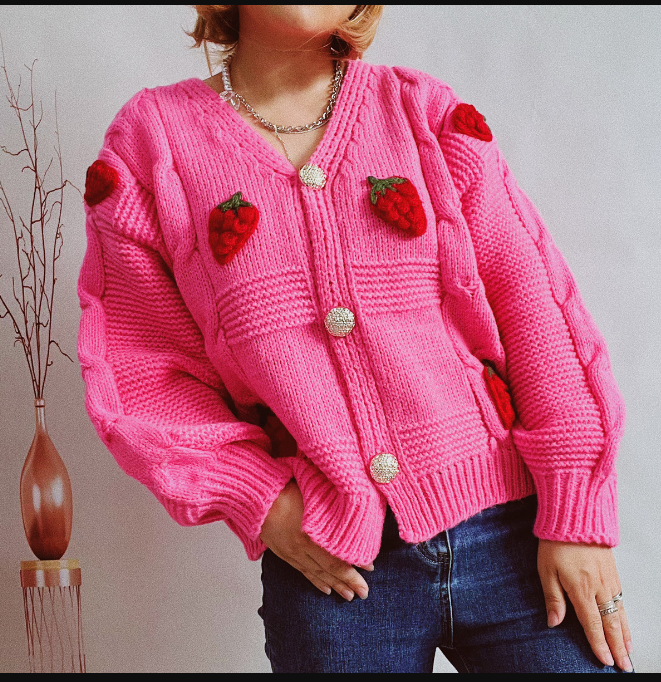 ModeGeist | Offener Cardigan Vorne mit Erdbeere für Den Frühling