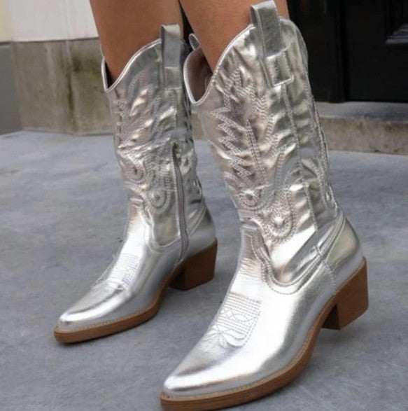 ModeGeist | Elegante Metallische Cowboylatschen