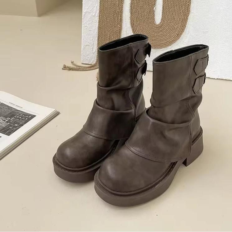 ModeGeist | Slip-On-Stiefel aus Vintage-Leder